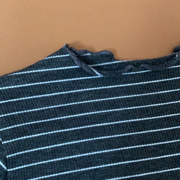 Rolled Collar Top - Picture 2 of 2